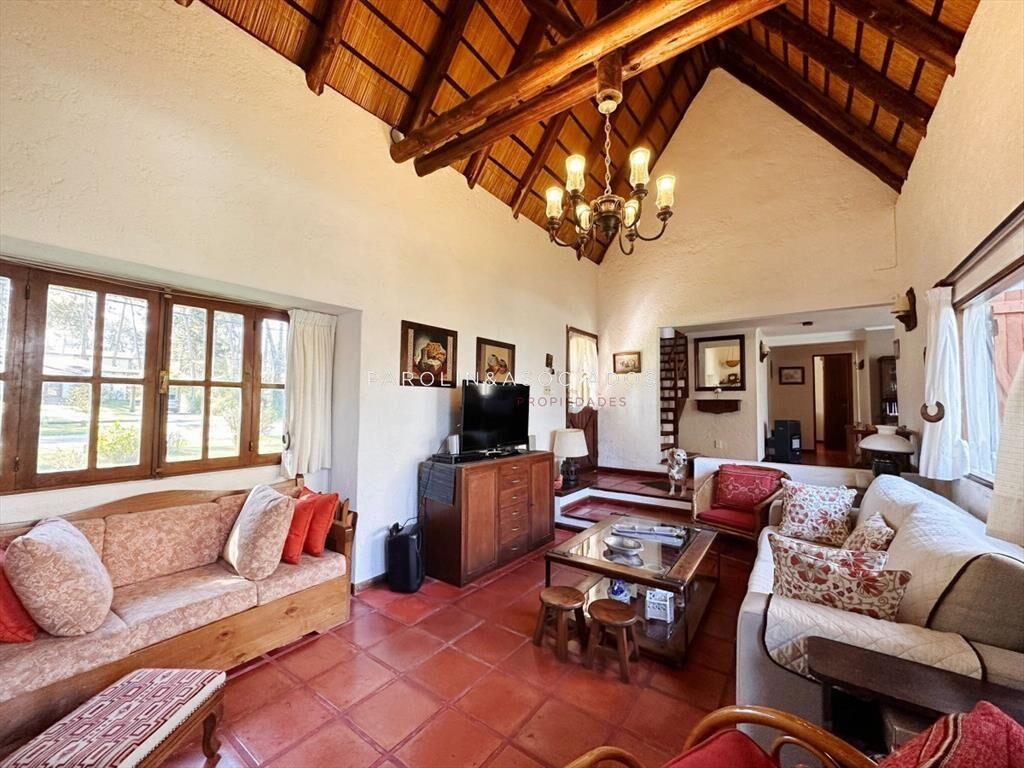 Casa de 5 dormitorios en alquiler temporal, Pinares Punta d