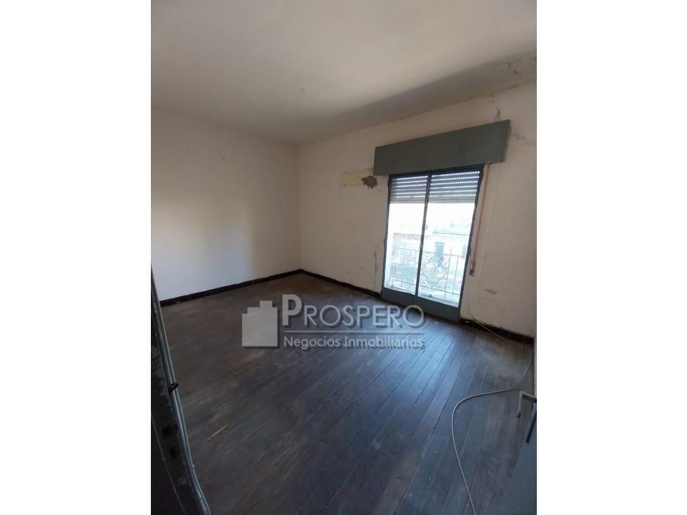 AL1809 Venta Dos Casas en un padron Reducto