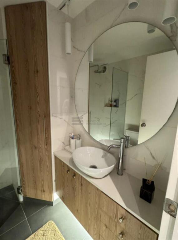 Se vende Apartamento de tres dormitorios en Cordón