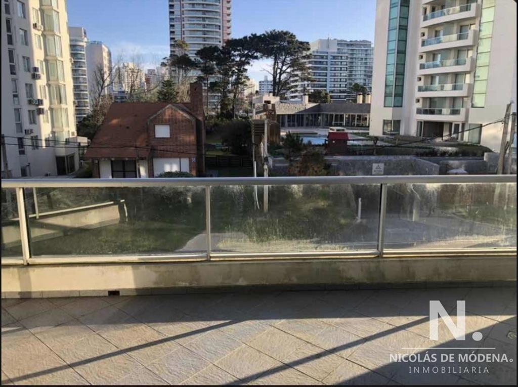 Apartamento en Venta, Playa Brava, Punta del Este