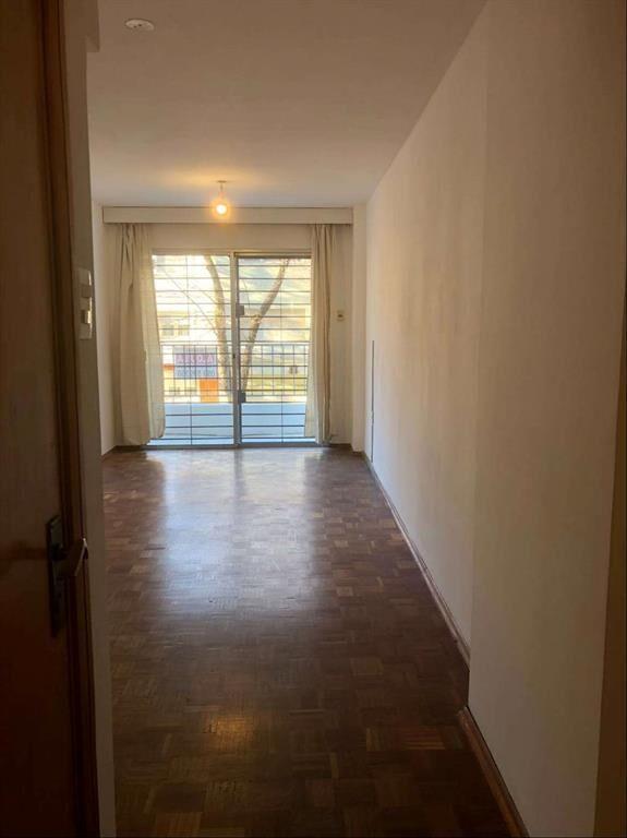 PRÓXIMO AL MAR, 1 DORMITORIO CON TERRAZA Y PATIO DE USO EXC