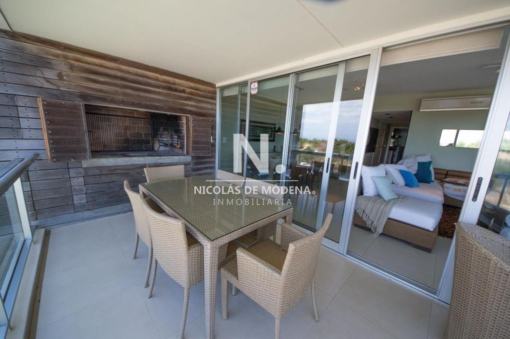Departamento en venta frente al mar, 4 Playa