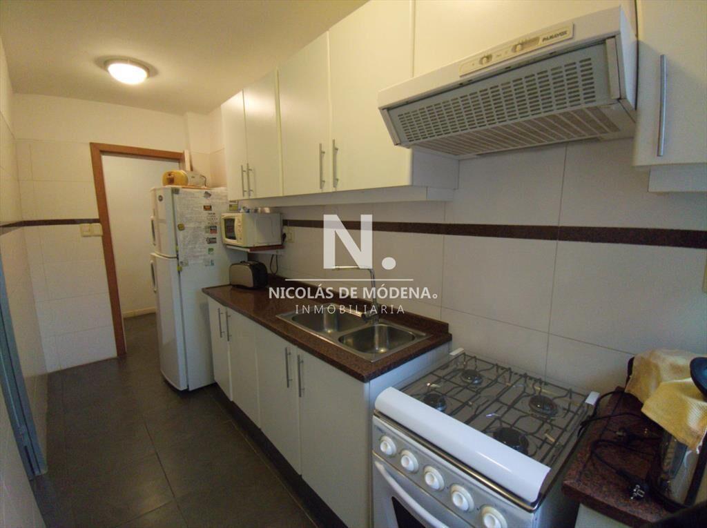 Apartamento de dos dormitorios en venta - Aidy