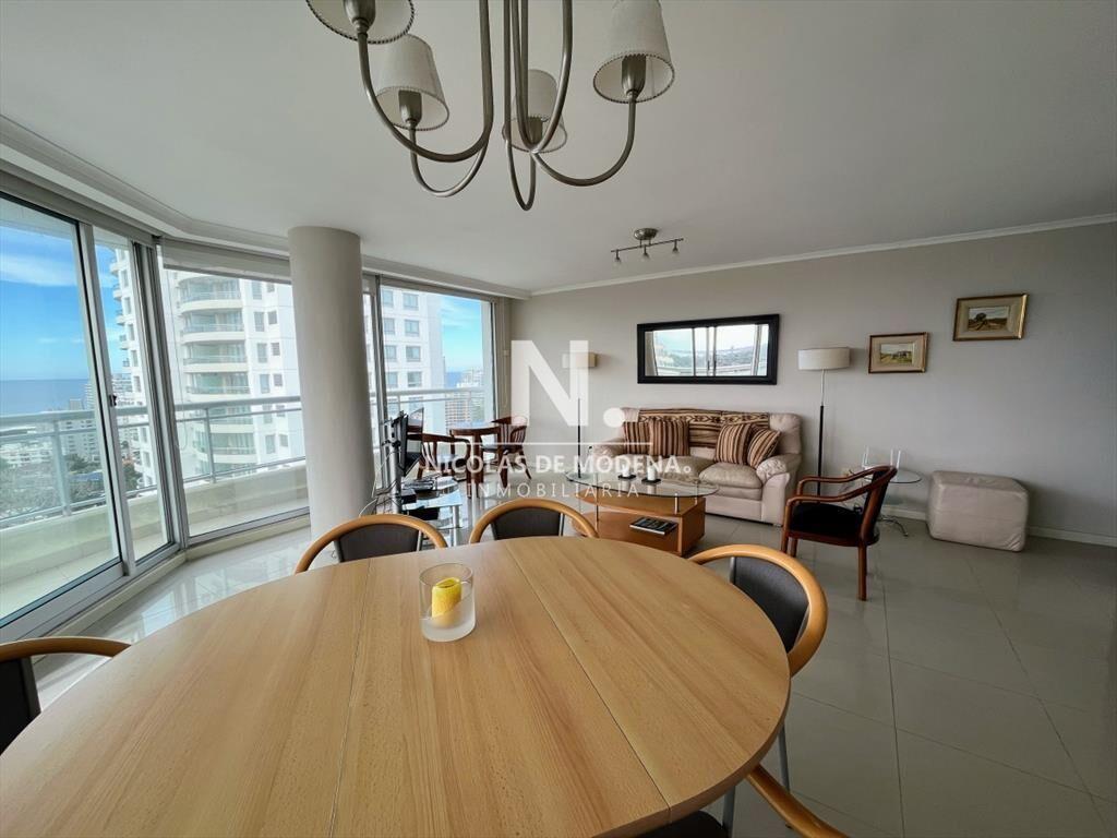 Apartamento de 3 dormitorios en Roosevelt - Punta