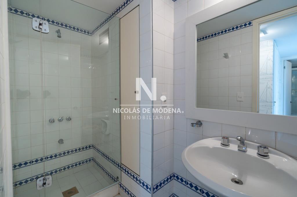 Apartamento en Venta de 3 dormitorios Frente al ,