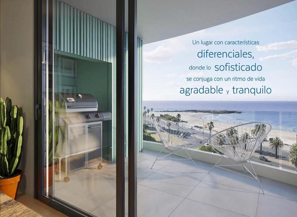 Apartamento en venta frente a rambla en Malvin