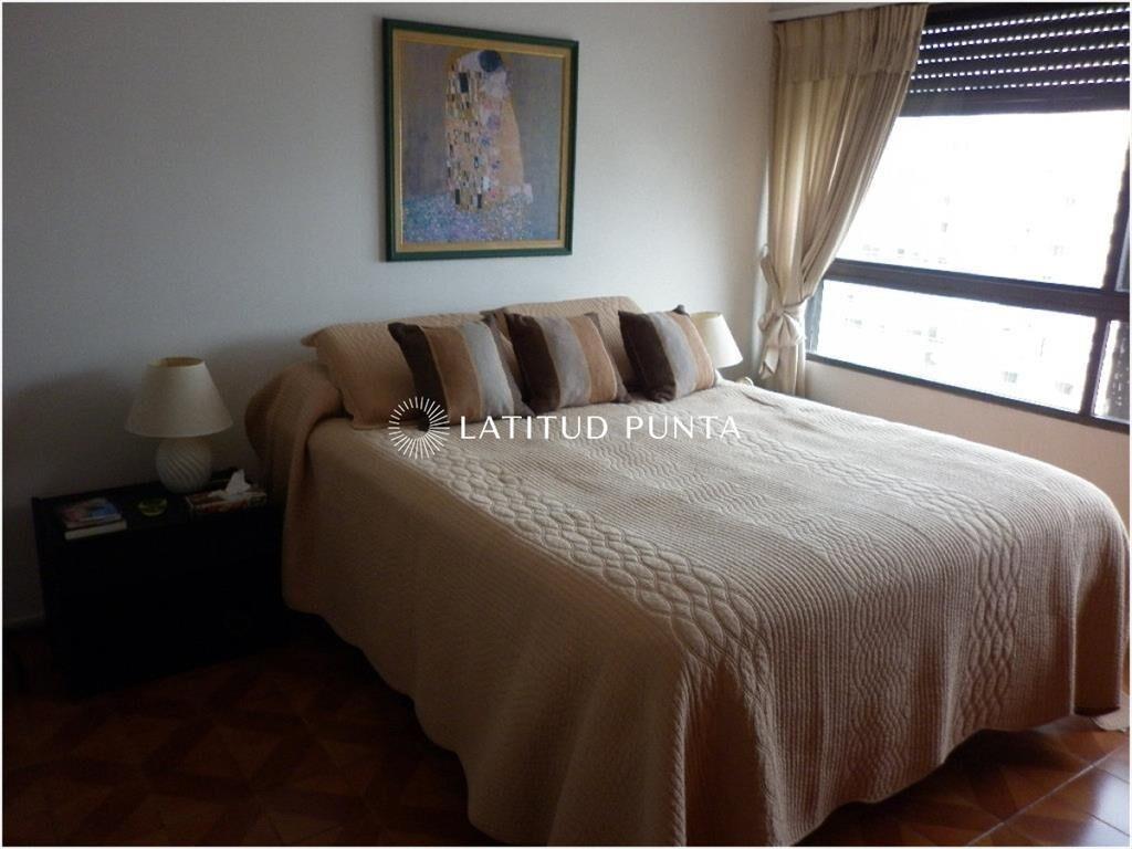 Piso alto en Península