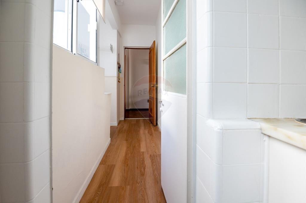 VENTA apartamento VILLA BIARRITZ, 3 dorm. serv. gj