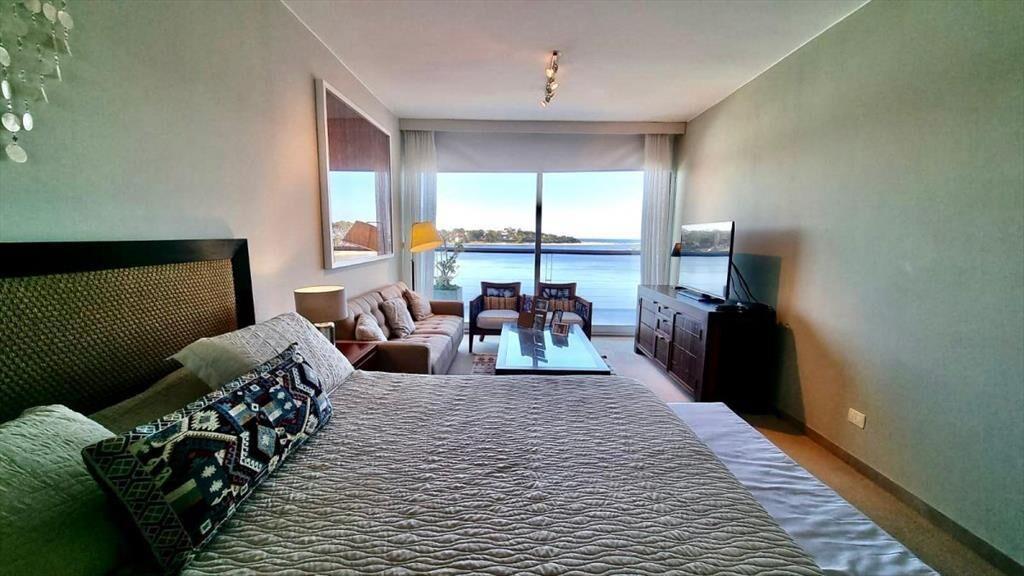 Apartamento con Excepcional vista al mar, gran terraza, 3 S