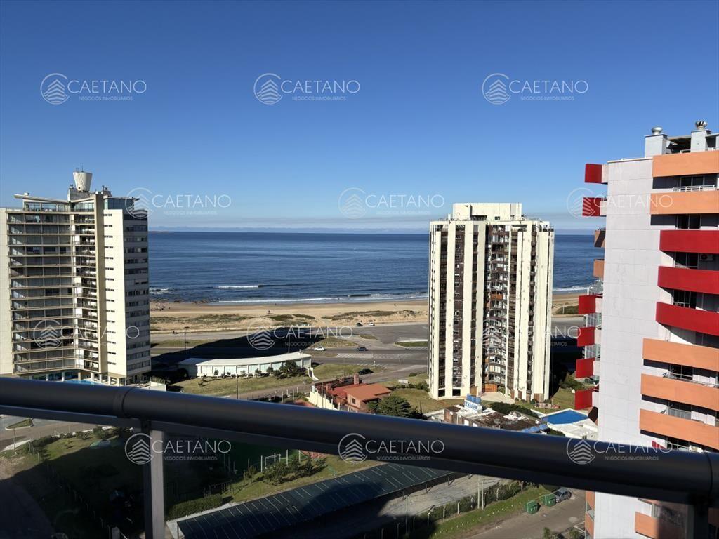 AV. CHIVERTA PENT HOUSE EN VENTA VISTA AL MAR