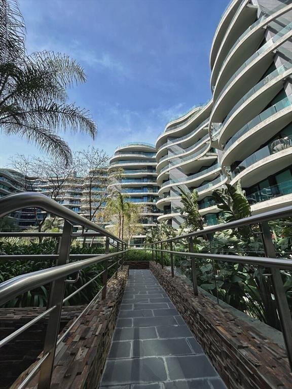 Venta apartamento 2 dormitorios y garage en forum
