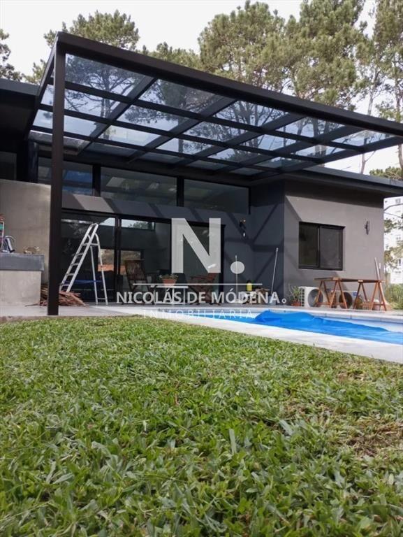 Venta Casa 3 Dormitorios 3 Baños - Zona Punta