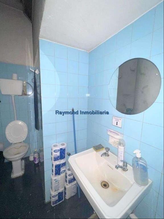 ALQUILER Local comercial de 120m2 en Centro sobre 18 de jul