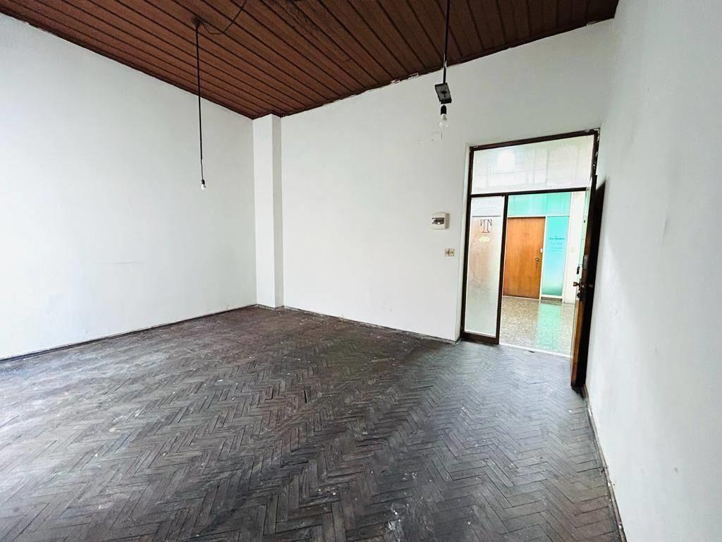 Alquiler Oficina en  calle RINCON - Ciudad vieja