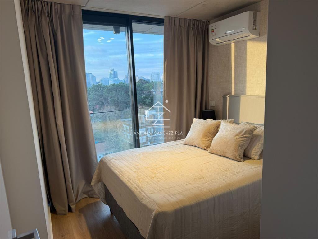 Apartamento en alquiler anual 2 dormitorios en Torres del E