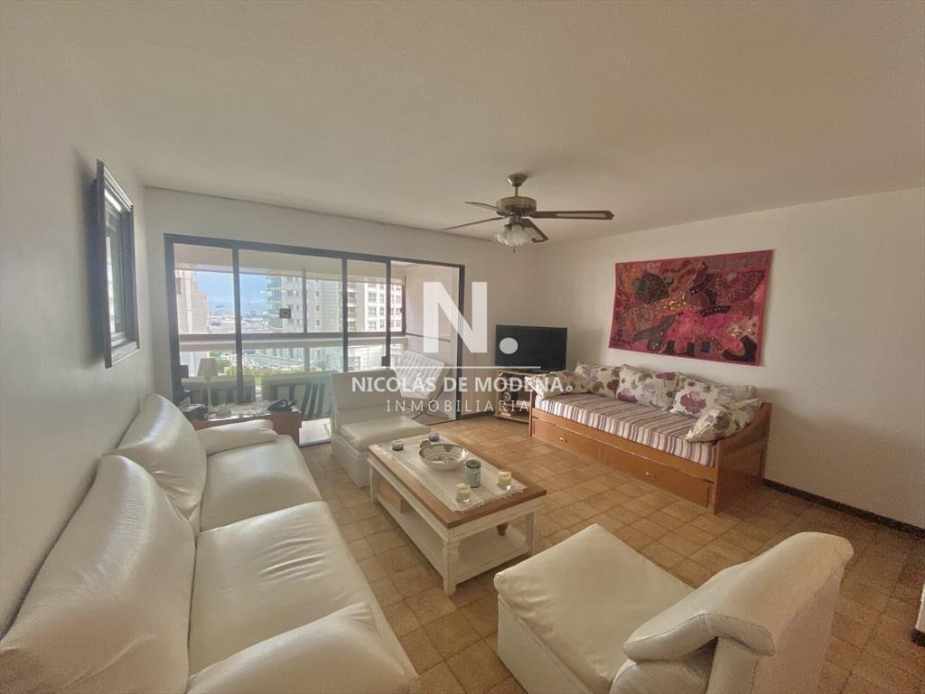 2 dormiorios en venta Edificio Parquemar