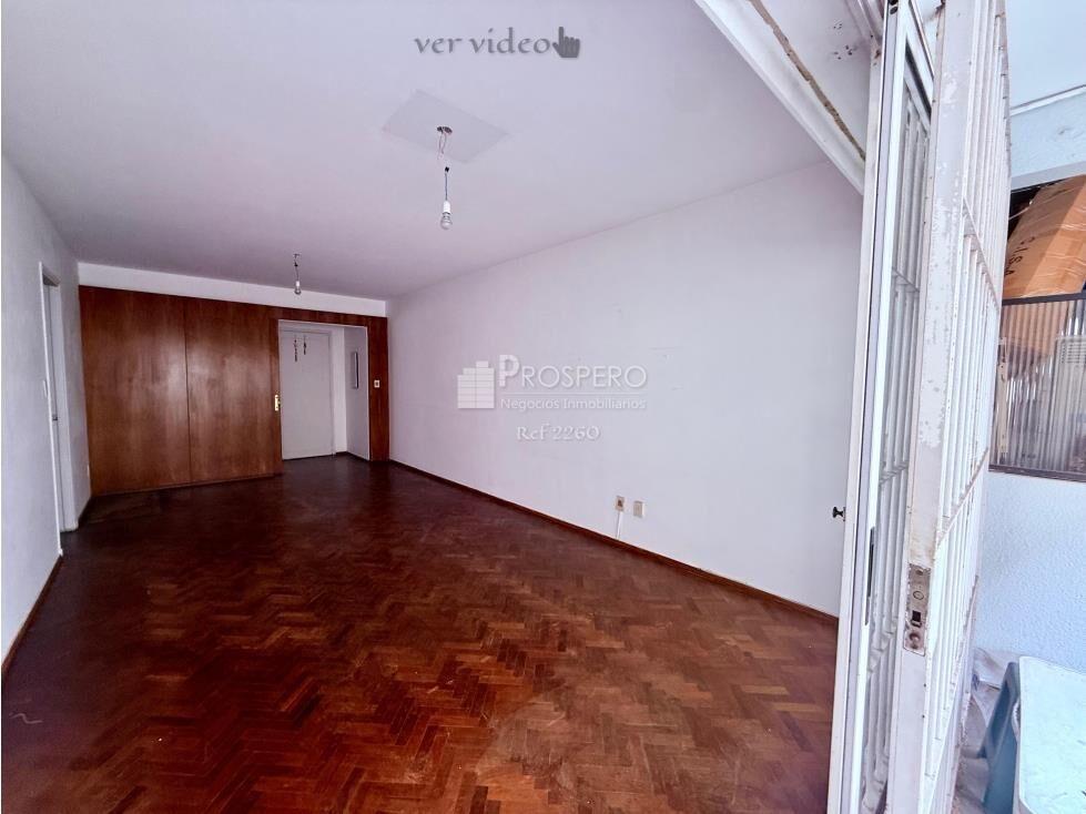 2260/2 venta apto 3 dorm POCITOS c/balcon