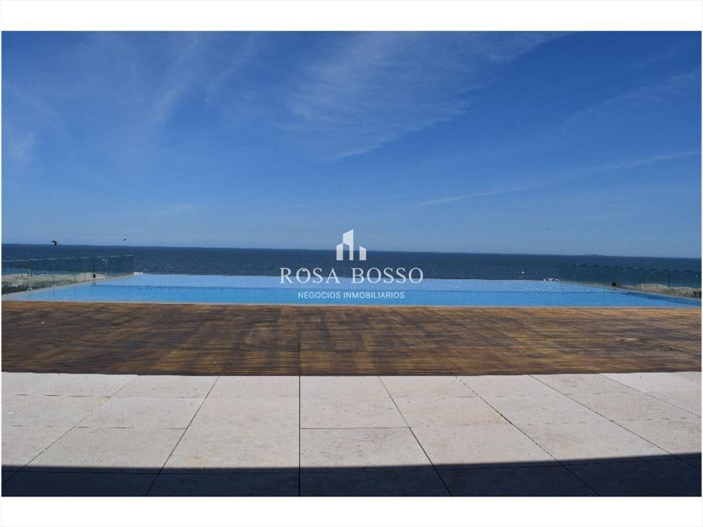Apartamento muy lindo en la Brava.