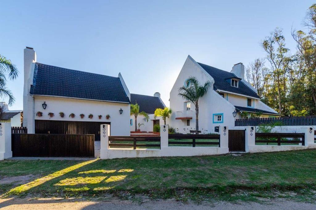 CASA EN VENTA CON VISTA AL MAR EN BELLA VISTA