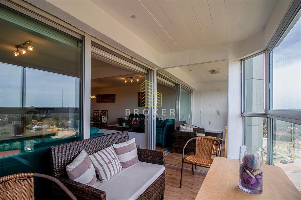 Venta de apartamento reciclado 2 dormitorios en