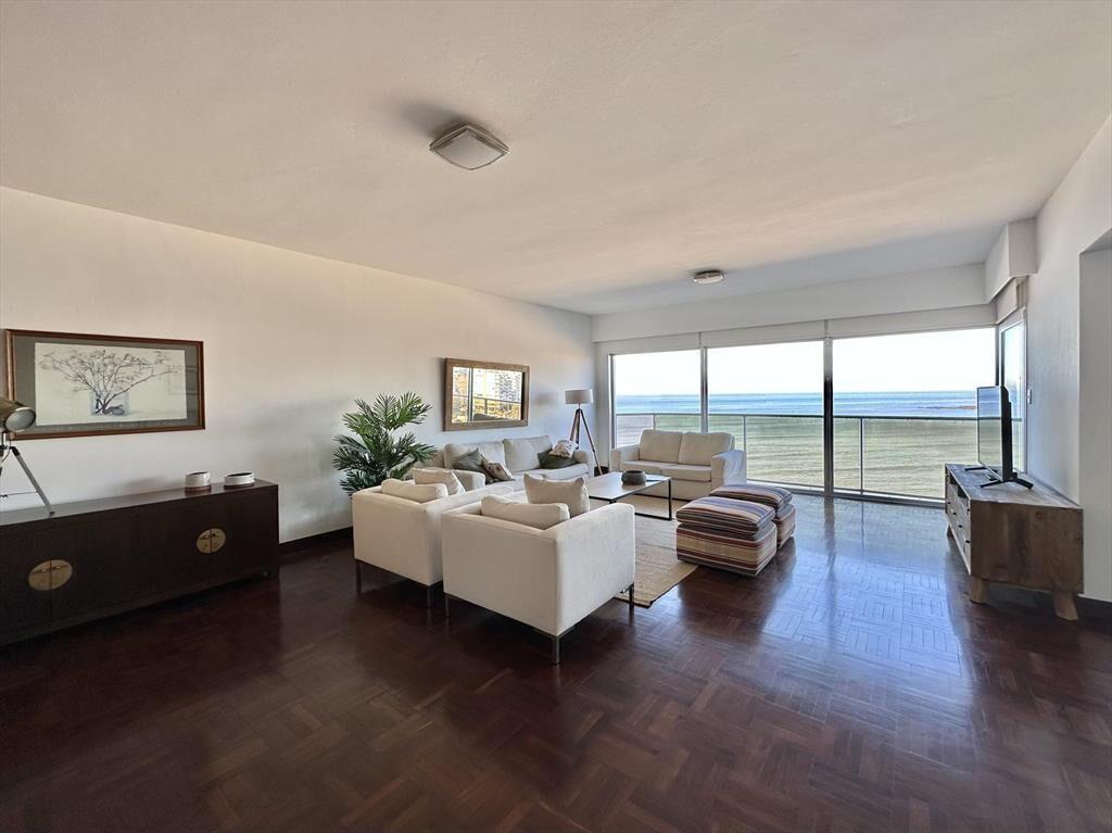 Apartamento en Venta con Renta en Pocitos Montevideo Vista