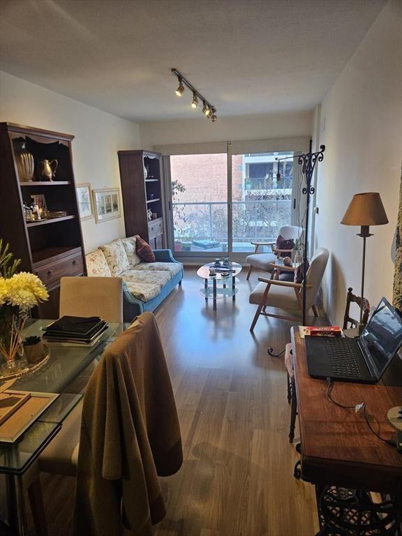 26 y Buxareo, 1 dormitorio, 43 m2 , moderno !!