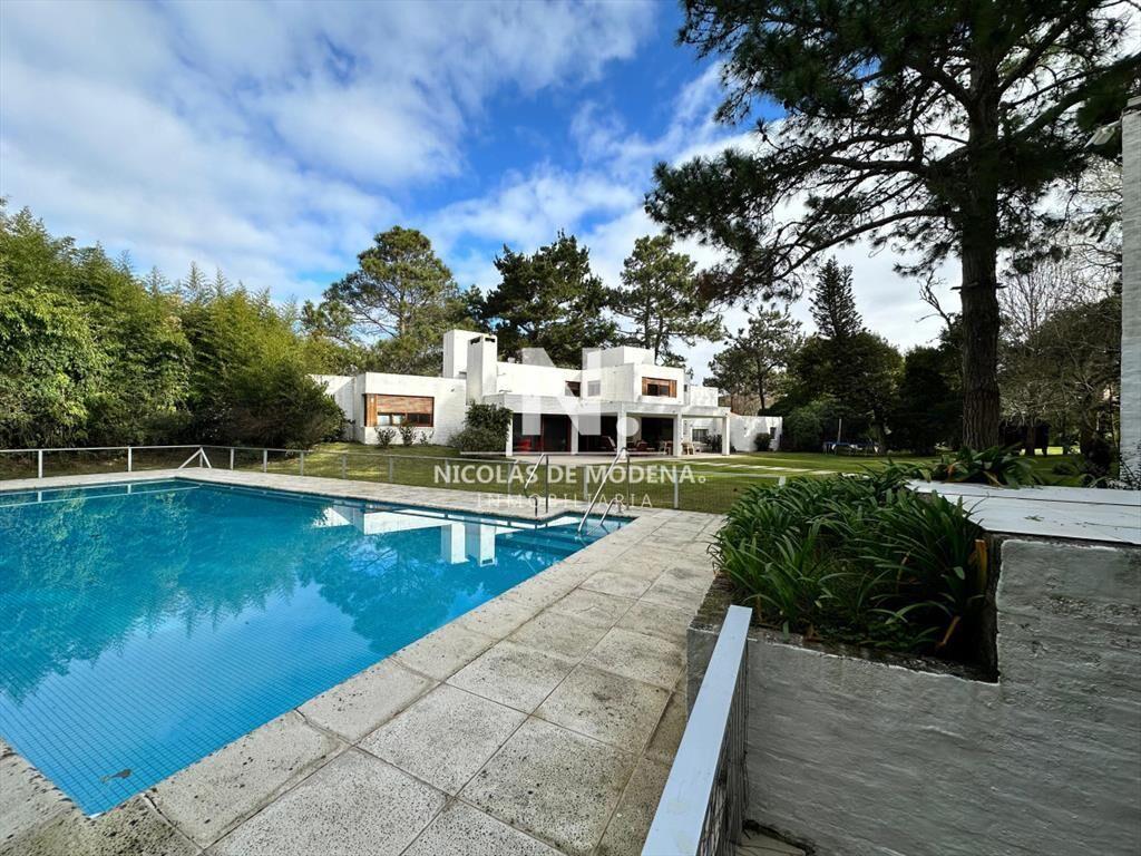 Espectacular casa en Venta en Golf, Punta del