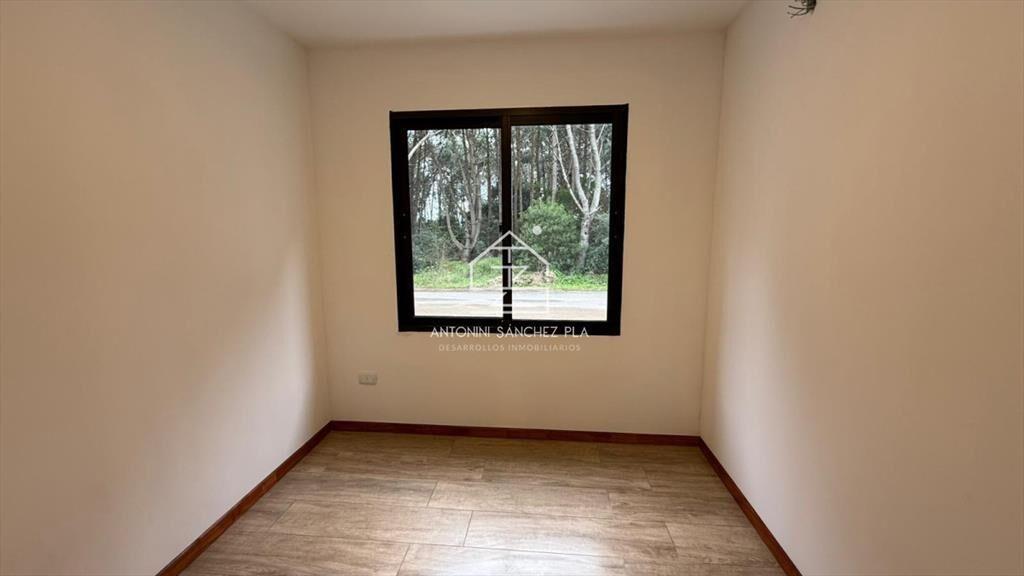 Venta casa tres dormitorios Punta del este barrio