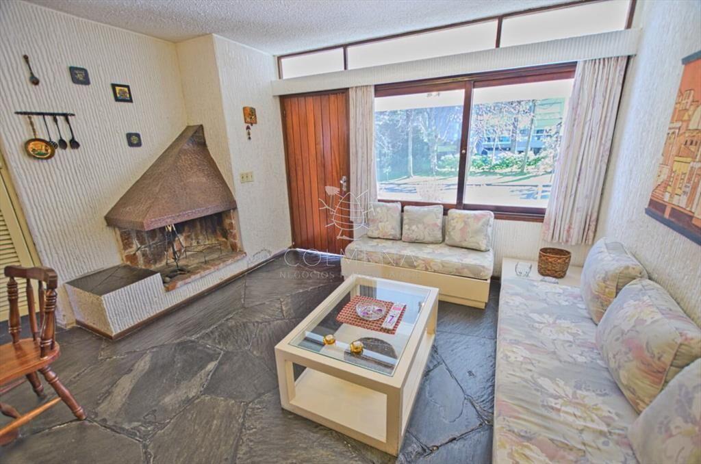 Apartamento 2 dormitorios en complejo sobre roosevelt con p