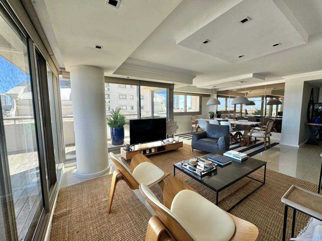 APARTAMENTO EN ALQUILER EDIFICIO IMPERIALE