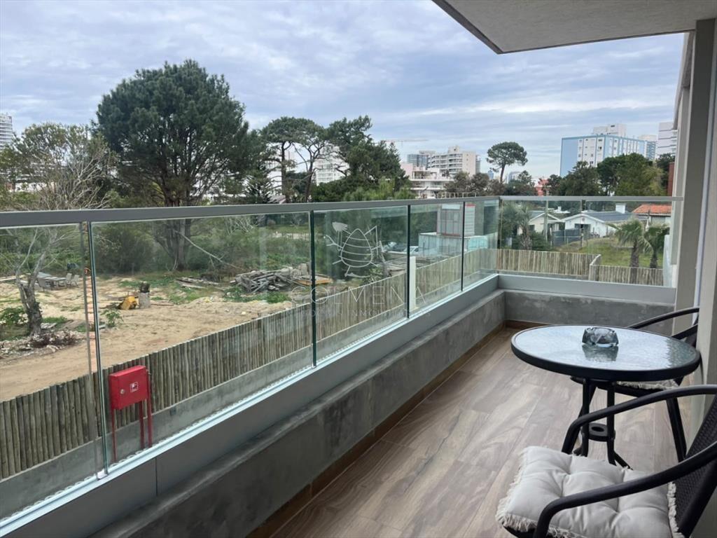Departamento de dos dormitorios en venta con y