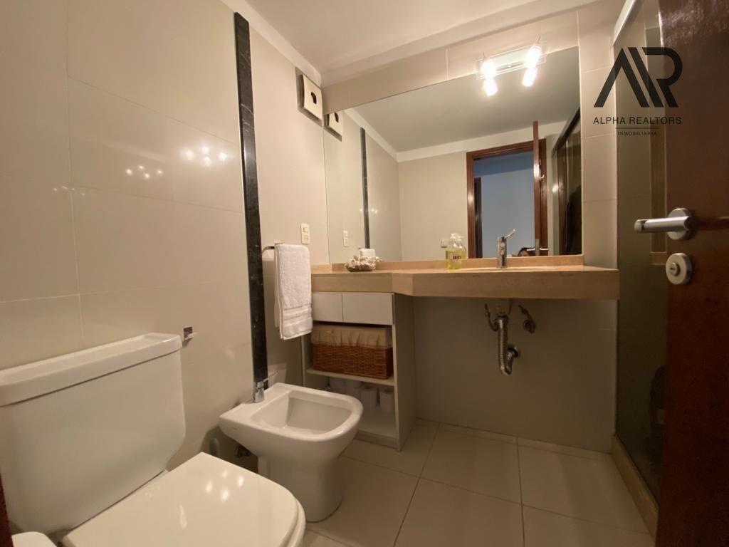 Apartamento en venta c/ cochera en Punta Carretas