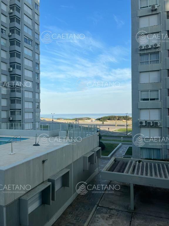 Apartamento en Edifciio Torres del plata , Playa