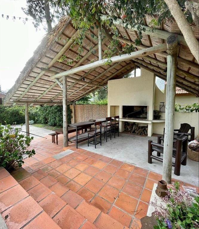 Casa en alquiler temporal, 3 dormitorios más dependencia, P