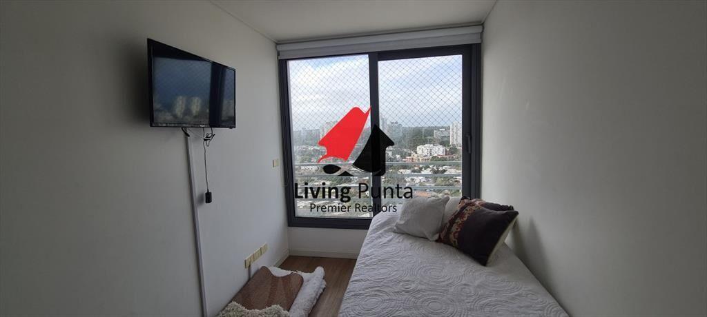 Apartamento en piso 19