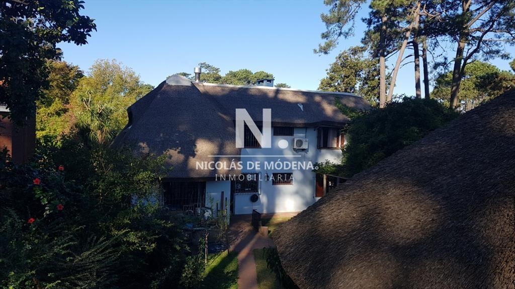 Casa en Altos del Pinar - Maldonado