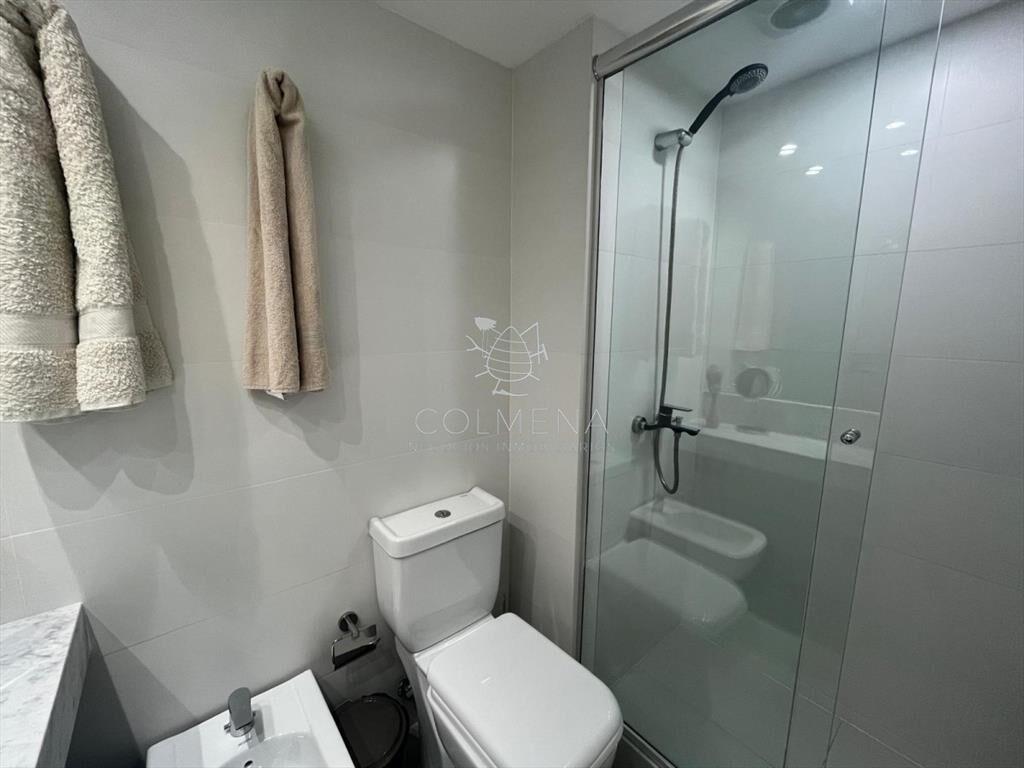 Apartamento en de 1 dormitorio Playa Mansa linea