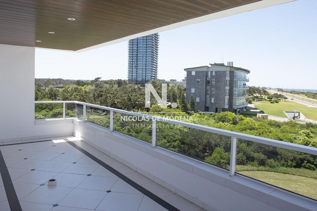 Penthouse Duplex en Venta de 4 dormitorios en ,