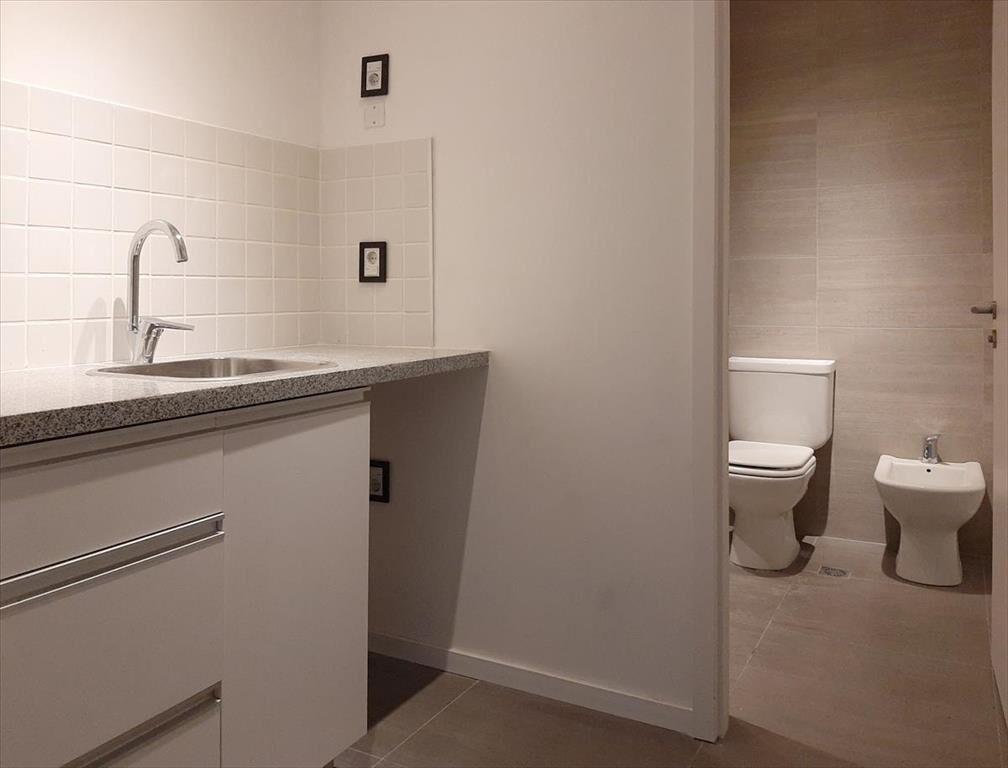 VENTA CON RENTA - OFICINA - PARQUE RODÓ - PUNTA CARRETAS