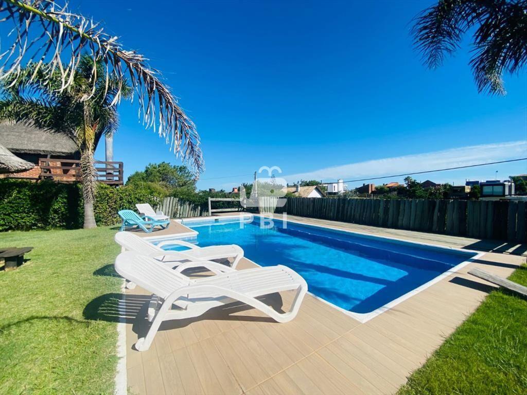 Venta de Casa 4 dormitorios, TÃ­o Tom  - Ref : PBI771