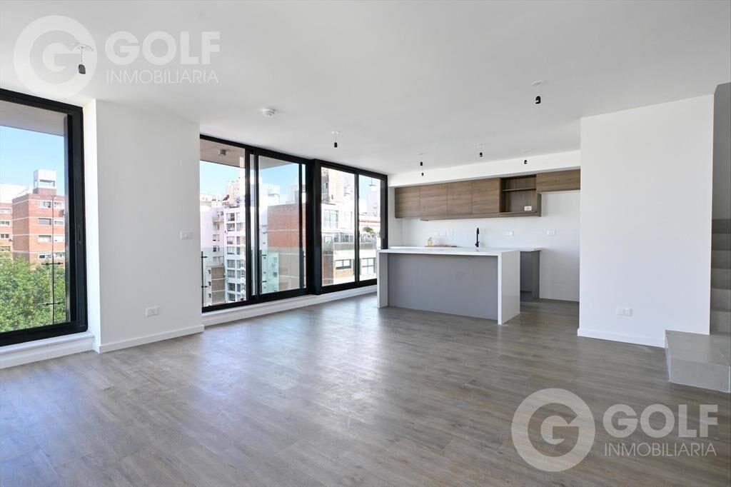 Venta de Penthouse de 3 dormitorios y terraza en Punta Carr