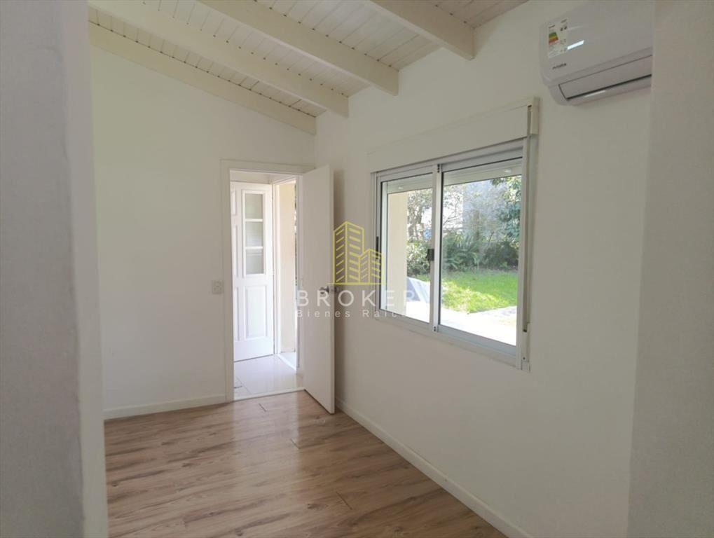Venta casa Punta del Este Pinares 4 dormitorios Piscina Bar