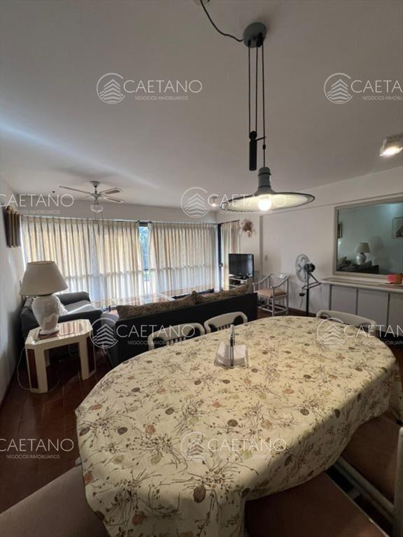 VENTA APARTAMENTO 3 DORMITORIOS , 2 BAÑOS , Y