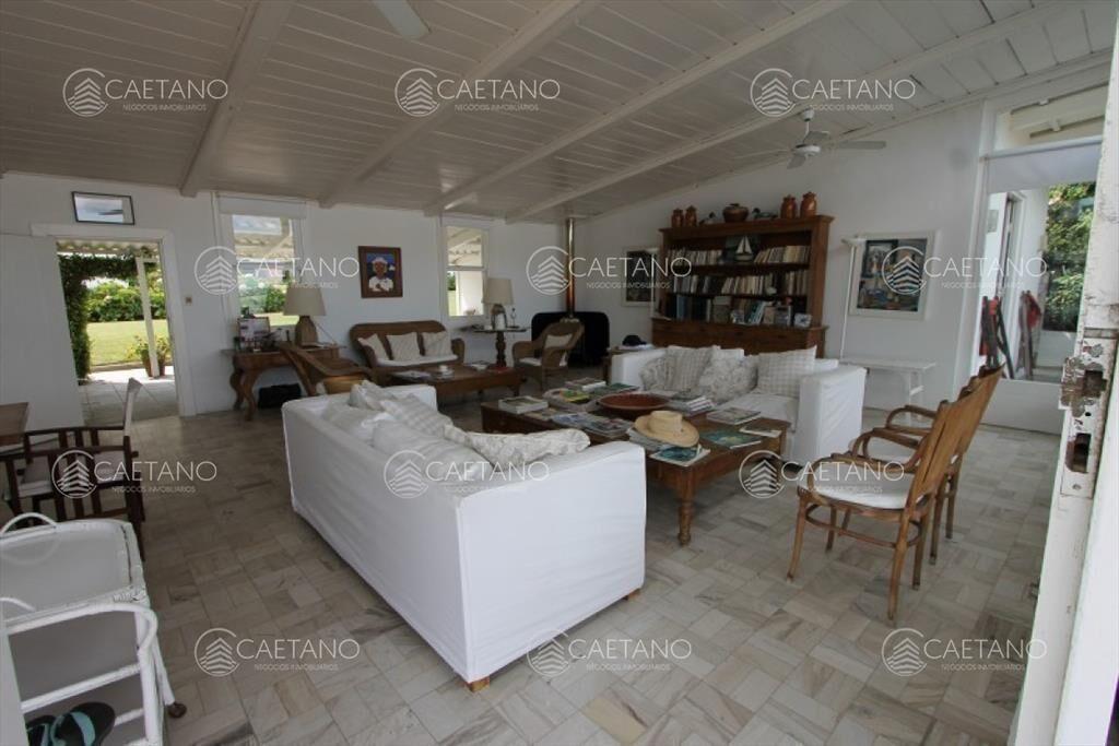 Casa sobre la playa, ideal para veranear!