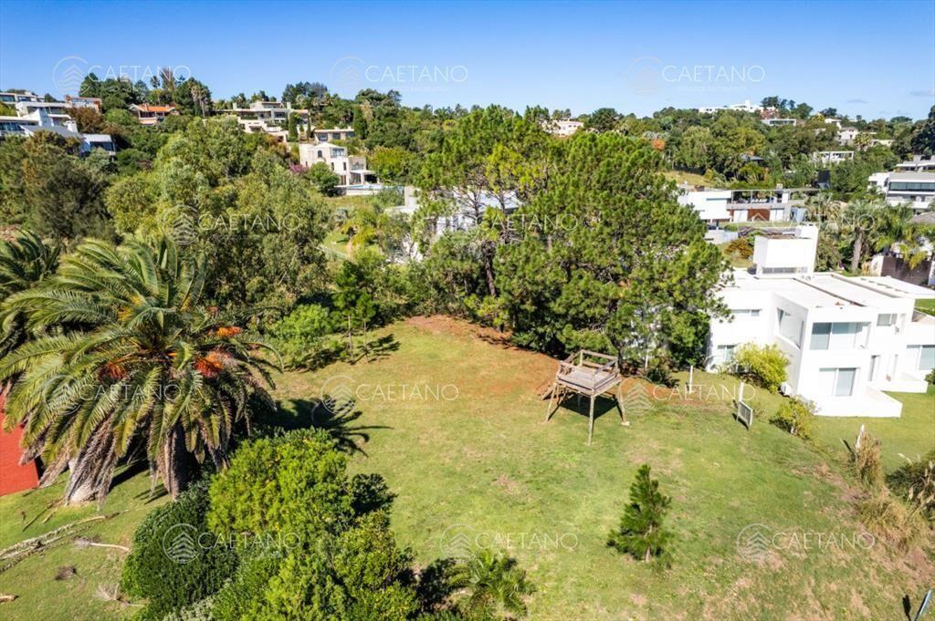 Venta terreno en Punta Ballena -