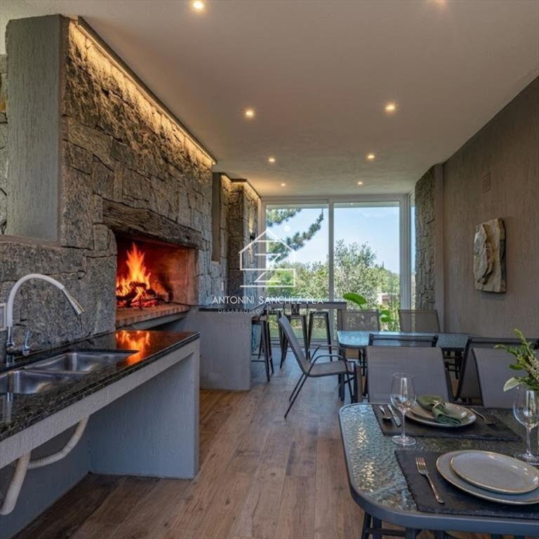 CASA EN VENTA A 50M DEL MAR