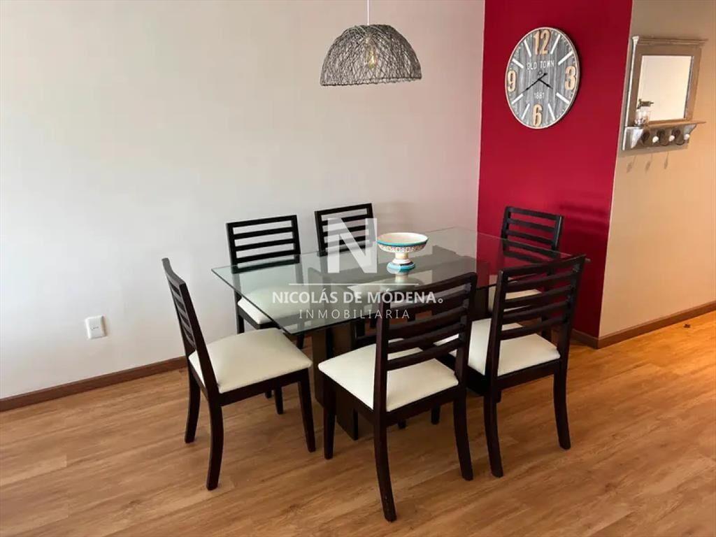 Elegante apartamento a la venta de 3 dormitorios