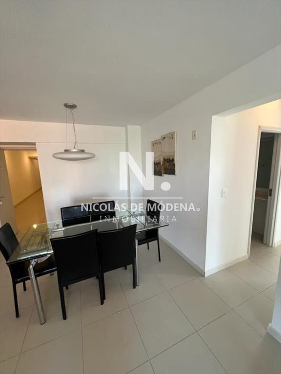 Apartamento de 2 dormitorios en venta en Punta