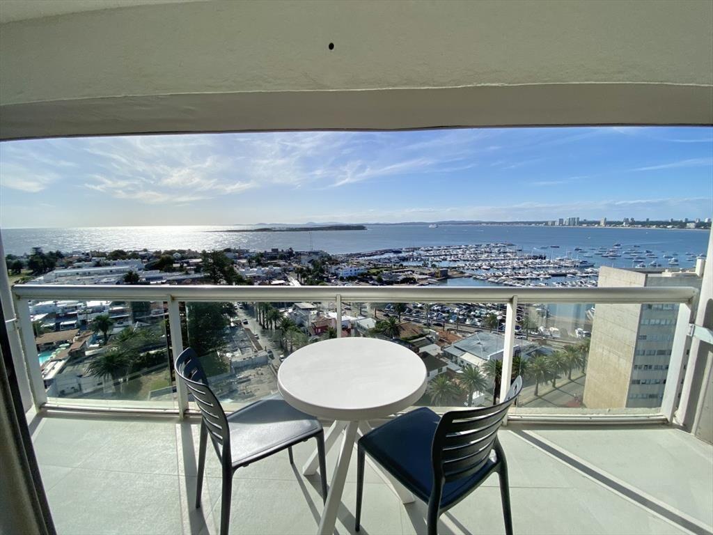 APARTAMENTO EN VENTA 3 DORMITORIOS 2 BAÑOS EN