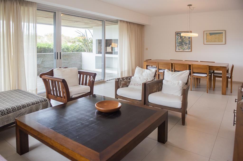 Apartamento en venta de 2 dormitorio edificio Brava 28, Pun